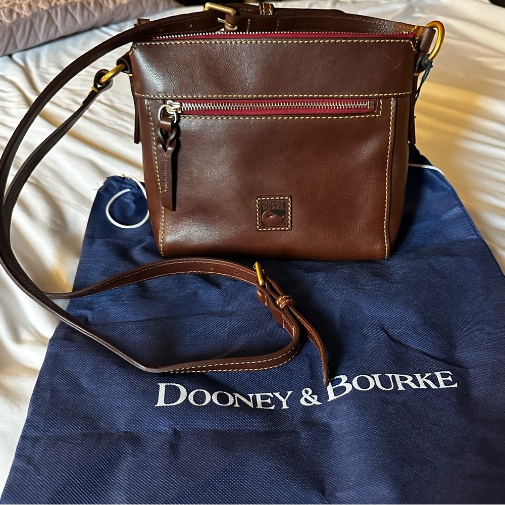 Dooney and Bourke Allison Crossbody in Chestnut